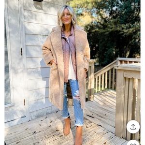 NWT Abercrombie Teddy Coat - XS